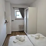 Sunny 3 Minutes Walk From Rynek Square * ורוצלב