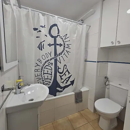 Sunny Apartment 3 Minutes Walk From Rynek Square Apartmán *