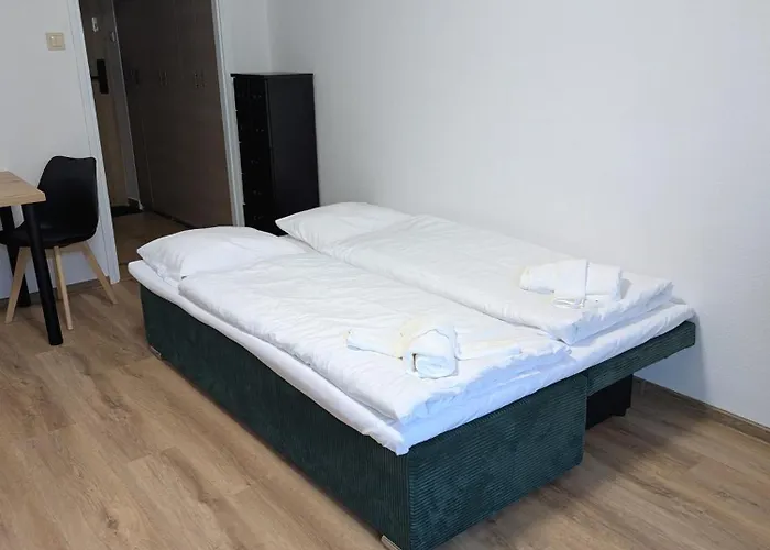 Sunny Apartment 3 Minutes Walk From Rynek Square