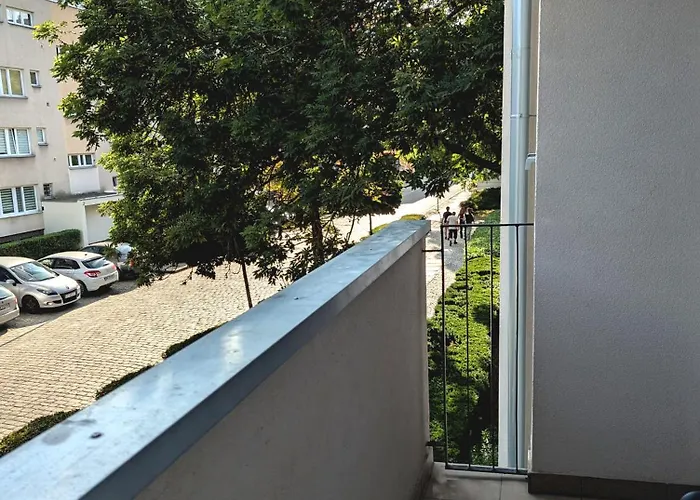 Apartmán Sunny Apartment 3 Minutes Walk From Rynek Square *