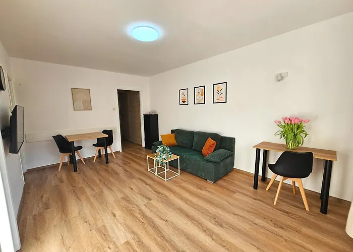 Sunny Apartment 3 Minutes Walk From Rynek Square * Vratislav