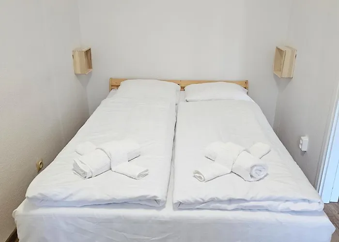 Apartment Sunny Apartment 3 Minutes Walk From Rynek Square Wroclaw